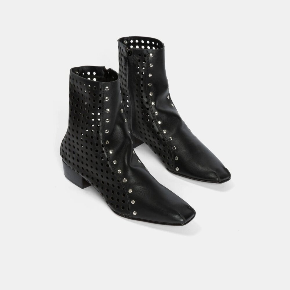 Studded Cove Boots